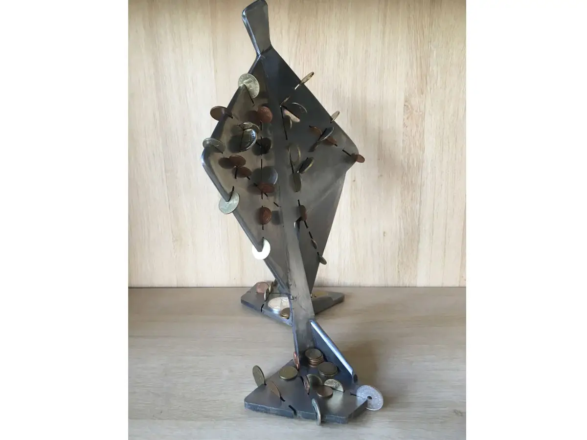 "Scrape penny" sculpture of Metal - 4