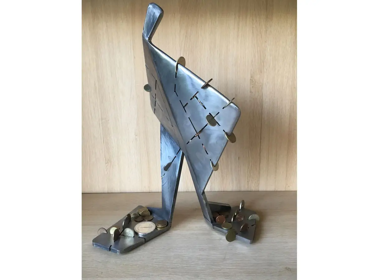 "Scrape penny" sculpture of Metal - 6
