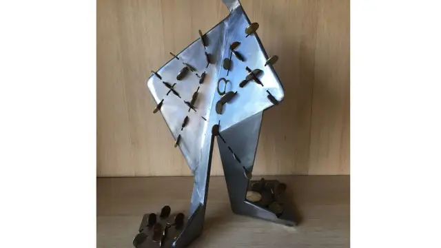 "Scrape penny" sculpture of Metal (11)
