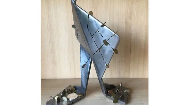 "Scrape penny" sculpture of Metal (6)
