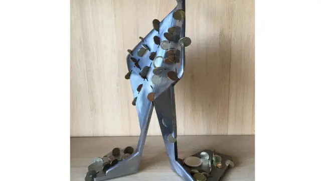 "Scrape penny" sculpture of Metal (9)